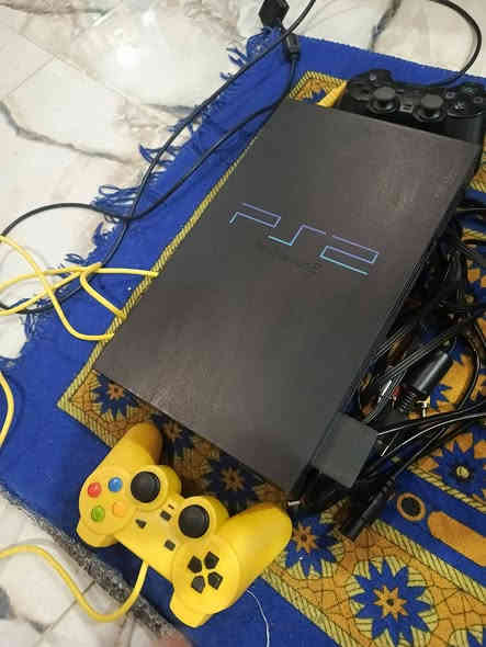 بلي 2 نضيف كلش شرط ياباني الأصلي كامل ملحقاته نقص فقط فلاش تكدر تاخذله من اي مكتب وسعره جدا مناسب ما يتجاوز ال 7 الاف هو والعابه وياه جوستكات عدد ثنين جدد + ميموري كارد مبرمج + كيبل التشغيل + كيبل عرض الصورة الجهاز ريجن ياباني ألأولي تجي تفحص يمي وتاخذ السعر 50 الف فقط قفل 🔒 سعر نهائي من الأخير اي مجال ما بيه مكاني بابل/ سدة الهنديه / المهناويه / قرب ملعب قرية 1 / للأتصال او واتساب / ***********
