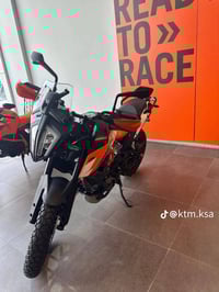 عروض بلاش لفتره محدوده كلش نص السعر تواصل معي على الأرقام تاليه  07806...