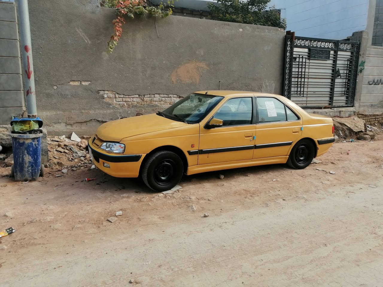 بيجو بارص ٢٠١٥ مكفولة من الضربة
بيهة بنيد طاير وتعمير هلاات معمرة وتلخيضات بصيطة
للاستفسار ***********
