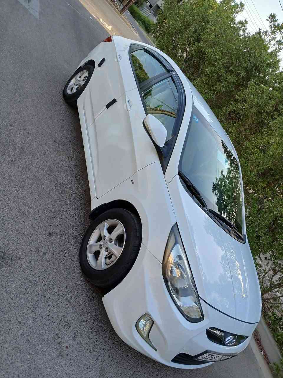 اكسنت ٢٠١٢ خليجي ماشيه ١٢٠ رقم جديد سنويه ٢٩ الصبغ موضوح بالصور سياره كلش نظيفه السعر ١٠٥ وبيه مجال للاستفسار اتصال فقط *********** مكانه بغداد
