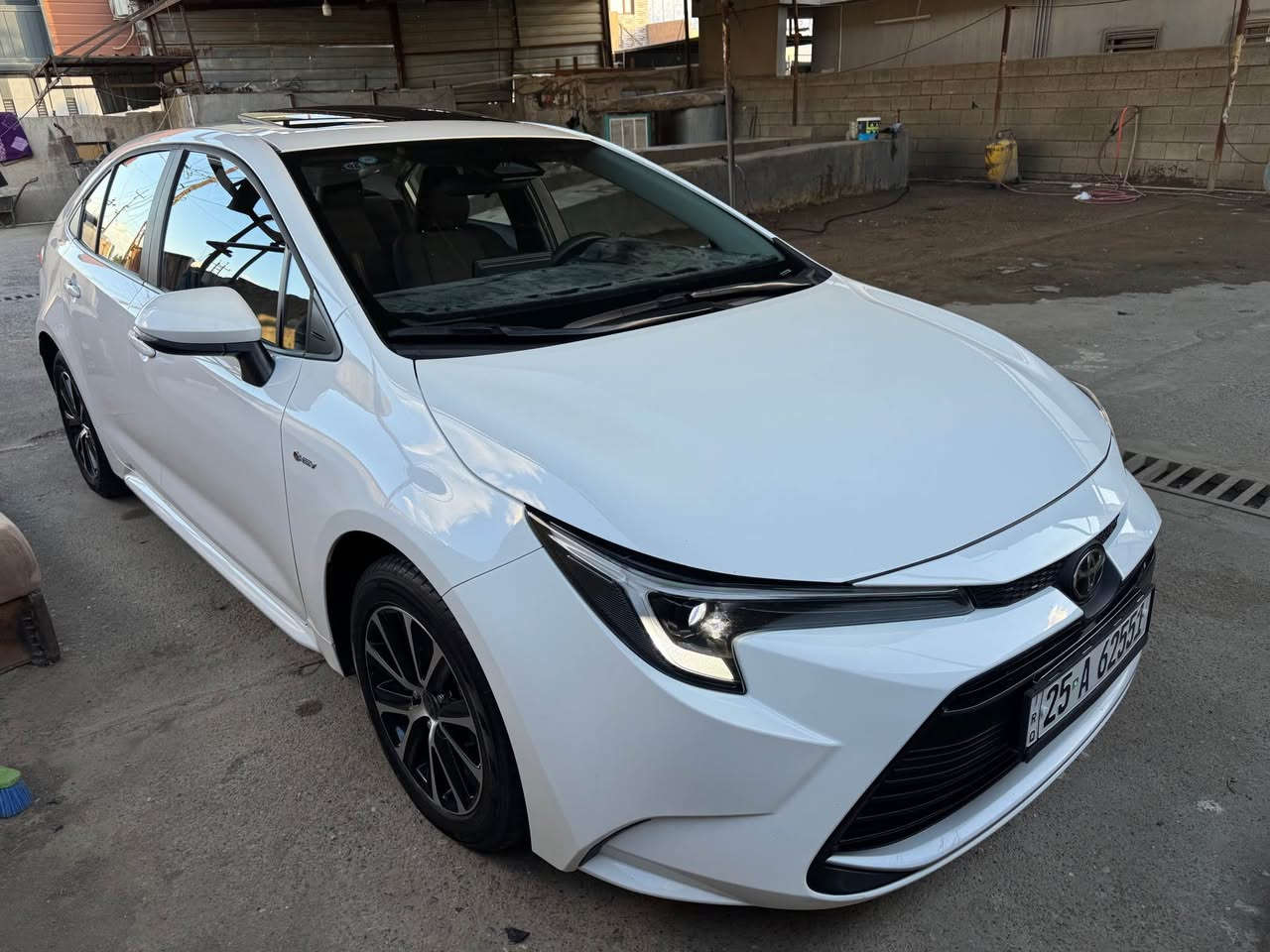 السعر 155 كورلا 2025 هايبرد فول مواصفات كلين ماشيه 25 الف كيلو رقم كركوك شراي خابر ‭0771 001 3280‬ كركوك, العراق
