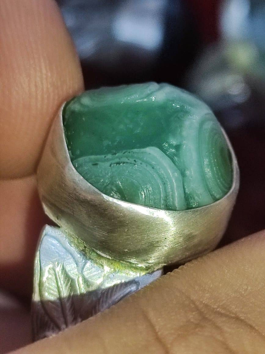 بسم الله
الوحش الخام 
طاقه مفوله 
روحانيه نارررر محبه فول 
كامل للحمل منجم 
٣٠ الف مال بلاش 
***********واتساب
