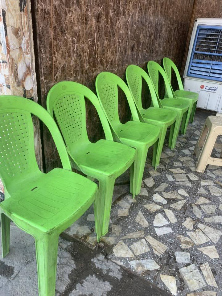 الــســلام عــلــيــكــم

كافتريا للبيع مع كامل ملحقاتها 

جاهزه من كلشي ثلاجه عارضه

 كراسي شوايه كابسه مبردات

كلشي موضح بالصور اخوان

السعر :  ثلاث ملايين وبي مجال 

سبب البيع :  عدم التفرغ للعمل 

مكان المحل : الجمعيه شارع الوائلي 

للاستفسار الاتصال او تواصل واتساب 

***********

***********
