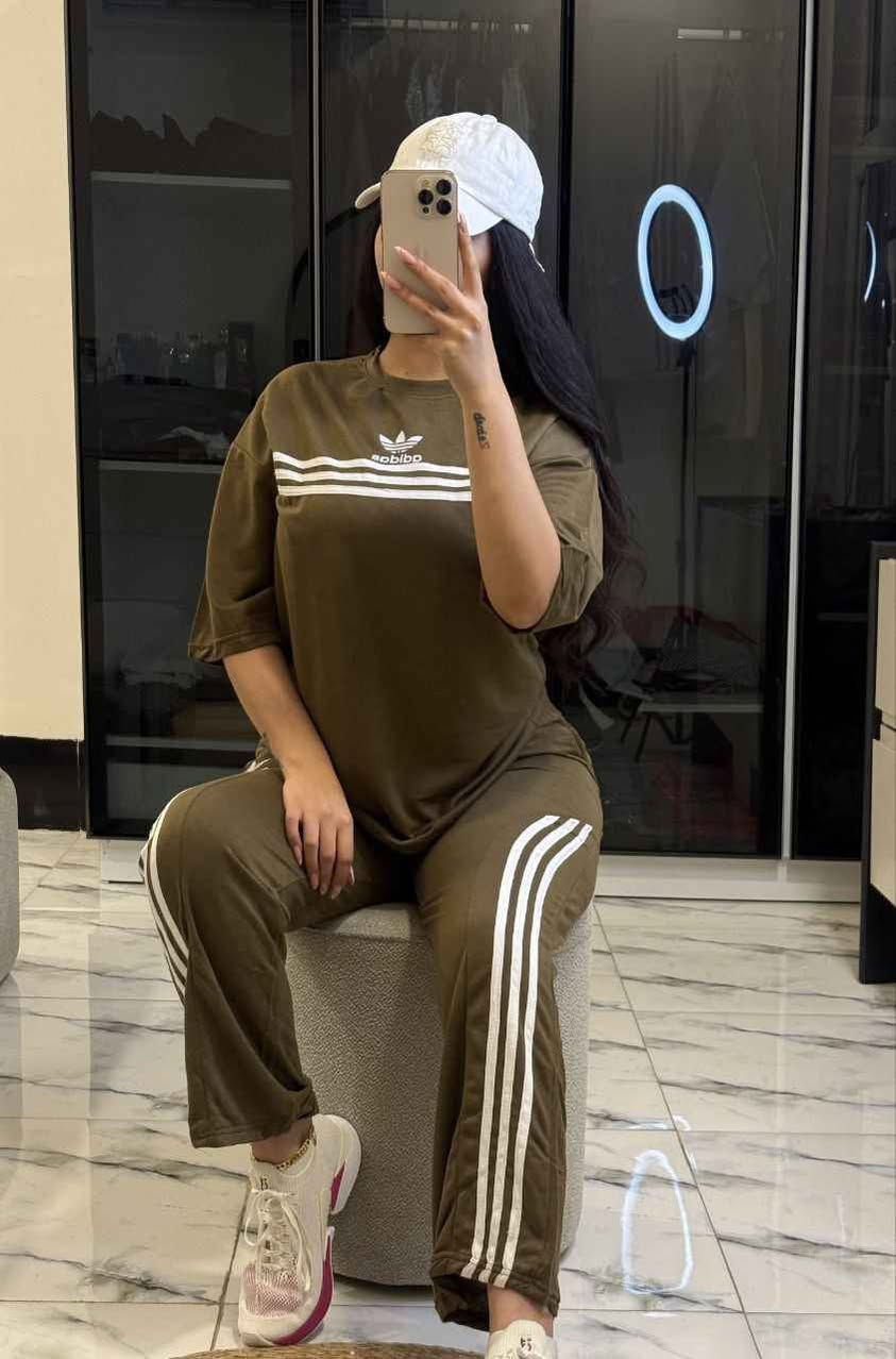 تراك نسائي رياضي 

الخامة: توفيليس مطاط

القياسات:L. XL. 2XL.3XL

السعر: 12 ألف 

مع عرض التوصيل: 3 لكافه محافظات العراق بغداد, العراق


**إذا كنت صاحب هذا الإعلان وتريد حذفه لأي سبب، رجاءا أرسل رسالة إلى الدعم الفني**