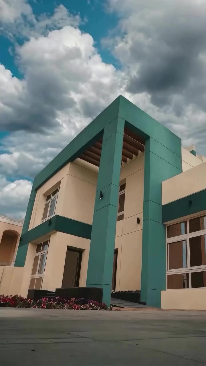 ثلاث واجهات… وثلاث تنسيقات لونية تُبرز جمال واجهتك بأسلوب مختلف.

مع طلاء وذر كوت الخارجي بأنواعه المميزة،
احصل على حماية عالية من الأشعة فوق البنفسجية،
وثبات لوني يحافظ على حيوية الواجهة 
دون بهتان اللون مع مرور الزمن.

#اصباغ_برجر_فلسطين 
***********

اختيار اللون خطوة جمالية…
واختيار الجودة قرار يدوم

#اصباغ_برجر_العراق 
#اطلب_بطاقة_الضمان_عند_الشراء 
#برجر_استثمار_يدوم
