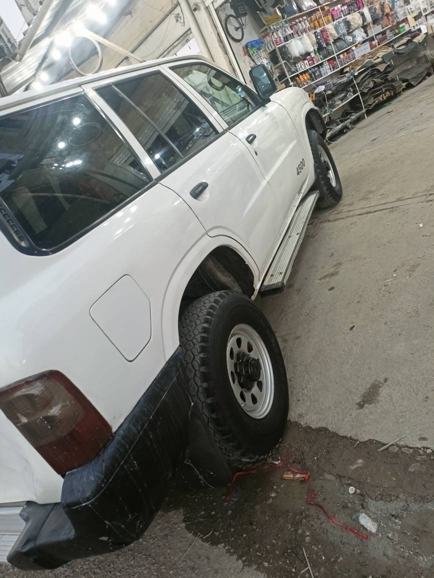 پاتڕۆڵ مۆدیل 2001موحە سە ئاڕمی پلاستیک سلیمانی بە شە رتیی ئاڕموئە وە لیاتتوغە رامە گیڕومە ینە وئە کسل بە شە رت تە قە وڕە قە ینیە غازوبە نزینە بۆیاخی هە یە حیزامە  ناوشانە کانی هیچی پیوە نیە بۆیاخومە عجون  زۆرجوانە ماشە ڵا سعری 68وە رە قە وتۆزی مە جال گۆیڕینۆیش دە کە م بە سە یارە یە بە دڵم بیت ***********m*********** السليمانية, العراق
