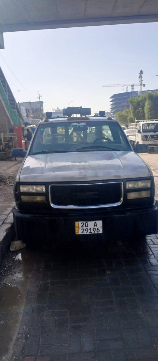 السلام عليكم للبيع موديل 1995 خاشوكه كير 400 محرك 305 السعر 37.      ***********
