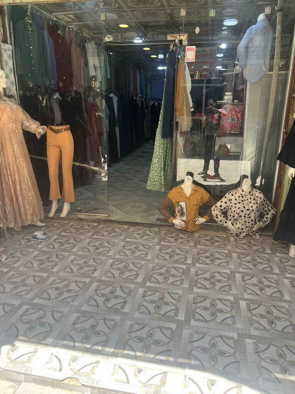 محل للبيع في سوق المفرك شغال سبب البيع ظرف صحي للتواصل على الرقم***********
