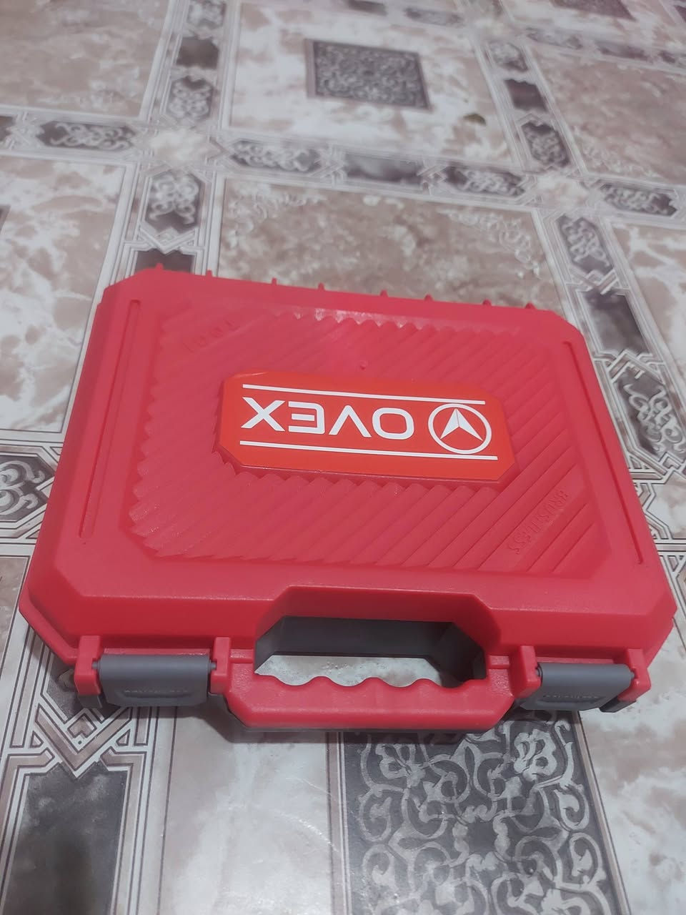 دريل فتح وشد قوه وعزم جديد وضع شركه  حجم صغير بسعر 30الف قفل كلش ويوجد خدمه توصيل لكل أنحاء العراق اتصال /***********
