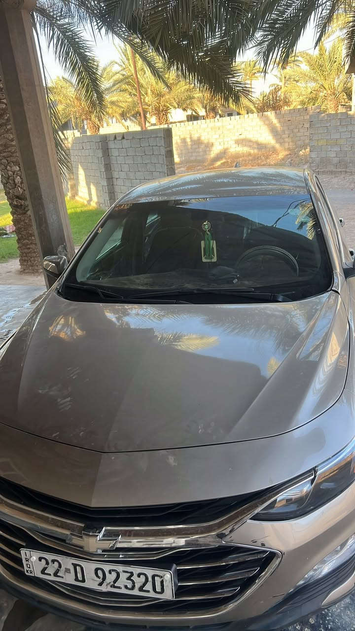 ماليبو 2021فول مواصفات ماعدا الفتحه السياره بيها غطعتين فقط جاملغ وبنيد وراد أمريكي تحويل ثاني يوم سعرها 130وبيها مجال للشراي مكان السياره الكرمه الانبار التصال ‭0783 808 1847‬
