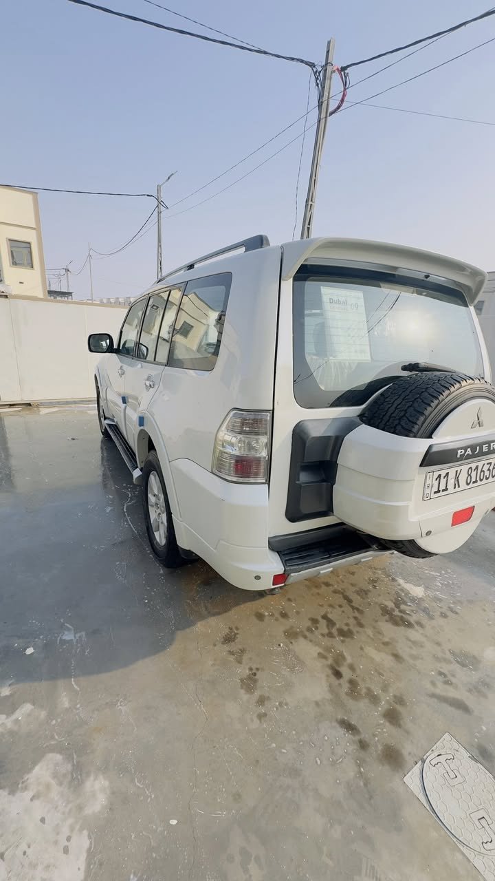 سلام عليكم باجيرو مديل 2010فول موصفات حبتور كراسي كهربائية جلد فتحة محرك 3ونص السياره جاهزه السياره مكفوله بس بيهه بارد بل جاملغ الامامي مكان السياره نجف رقم التلفون  السعر 135 وبيهه مجال ***********
