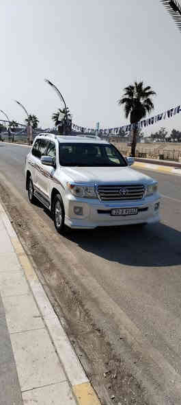 للبيع لاندكروز ابيض موديل ٢٠١٣ نضيفه جدا مكفوله من الصبغ فقط جزء بسيط بالدعاميه ماشيه ١١٨  الف رقم اربيل بأسمنه  جديد وسنويه جديده  السياره بريم باب اول  ومواصفات البريم معروفه السياره جاهزه مابيها اي نقص ***********2
سعر 41800 $
مكان ديالى بعقوبة
