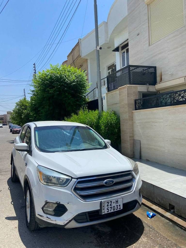 بيع مستعجل سلام عليكم للبيع فورد ايسكيب ٢٠١٧ مواصفات سيارة se ٢ قطعة سبخ بدون دواخل محرك گير شرط رقم و سنوي هزه كل جديد
*********** مكان اربيل أربيل, العراق
