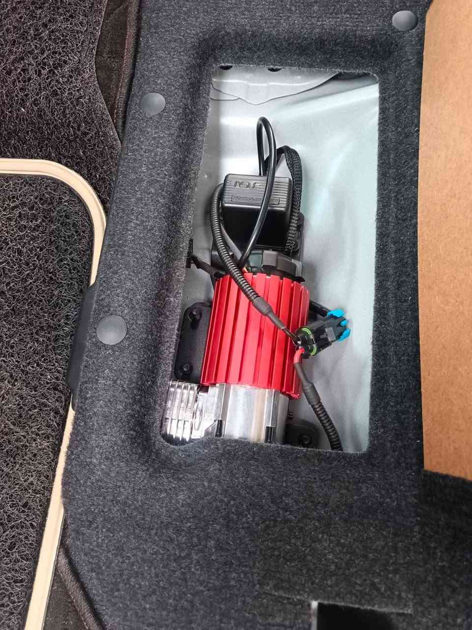 مكلف بالنشر
السلام عليكم 
تيوتا ادفينجر ٢٠٢٤
مكفوله كفاله عامه 
ماشيه ٤ الف فقط
السعر 42،500 دولار
بيها مجال بسيط 
للاستفسار الاتصال على الرقم 
***********
***********
