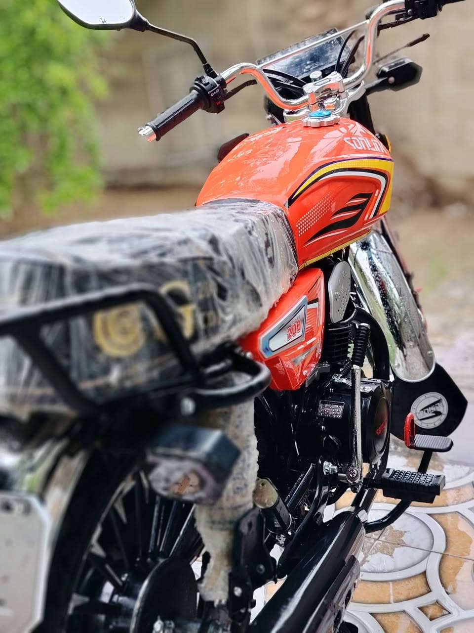 السلام عليكم دراجه البيع موديل 2025ضاقط وزنجيل السعر مليون مكاني المحمودية متواجد واساب ***********
