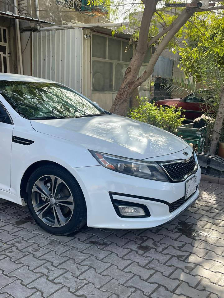 سلام عليكم اوبتيما البيع مودل 15 سياره على ايدي ستخدام شخصي رقم بغداد كير مكينة 2400GDi على وضع ￼ شركة ماشيه 90 ￼صدر امامي خلفي مسوي ￼  صار له أسبوع تخم تاير جاع أمامية سياره مابيها اي نقص من كلشي حادثها ￼ بيبان فقط سعر 127  بيها مجال خادم الطيبين سياره بغداد الكضميه ***********
