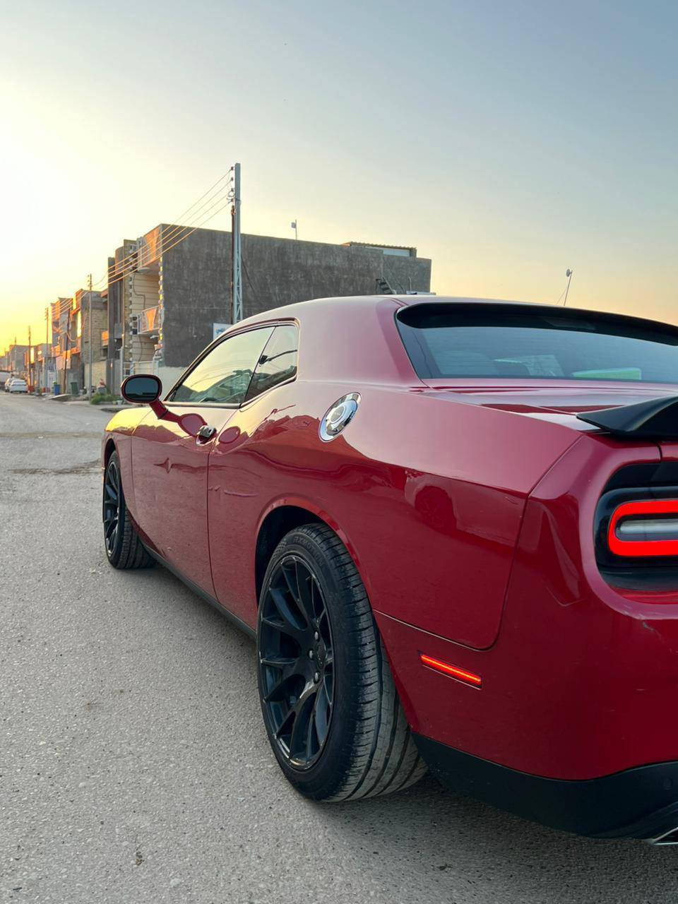 جالنجر ٢٠١٦ احمر طماطي
مواصفات اعتياديه
ماشيه ٨٥ الف اي كلوب ممشتغل بلدشبول 
سيارة جاهزه مجهزه
صدر اكسل كير مكينه تبريد كهربائيات تايرات باتري كله جديد ومكفول 
حادث جاملغ وبنيد وبامريكا كلير فقط باب سايق وجاملغ
 السياره بيها ملاحظات بسيطه بلكشر
ايرباك دركه فقط 
مراوس او بيع 
١٤٧ بغداد رقم مميز باسمي


**إذا كنت صاحب هذا الإعلان وتريد حذفه لأي سبب، رجاءا أرسل رسالة إلى الدعم الفني**