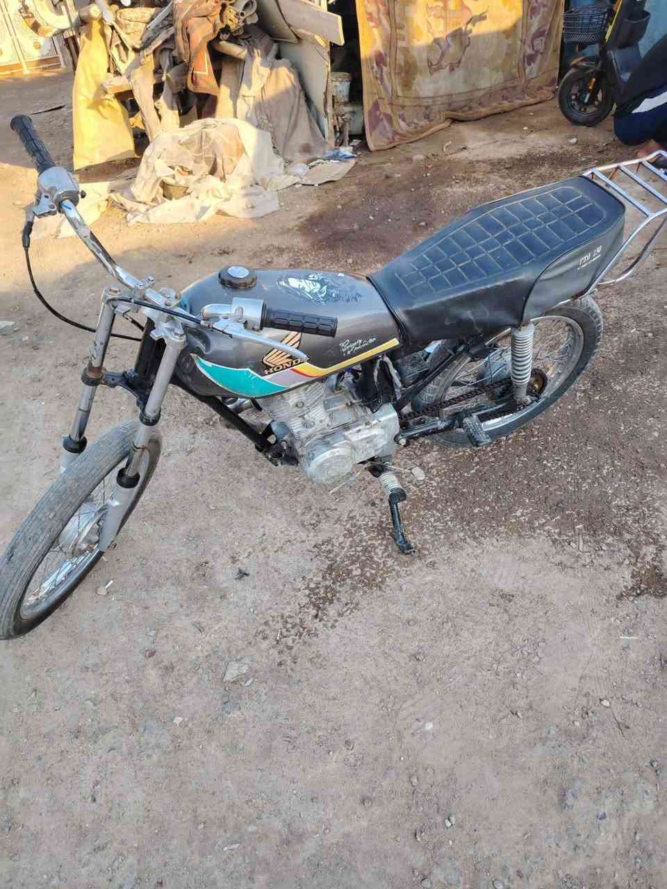 سلام عليكم مرخصت الكروب دراجة نامه شلامجه مكينه نامه الصلي بدون بدون  سعر 350 رقمي ***********
