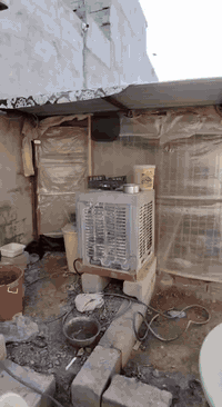 محمية للبيع العرض ٣الطول ١٤ صارت علينه ٩٥٠الف انبعها ٦٠٠الف الحديد وال...