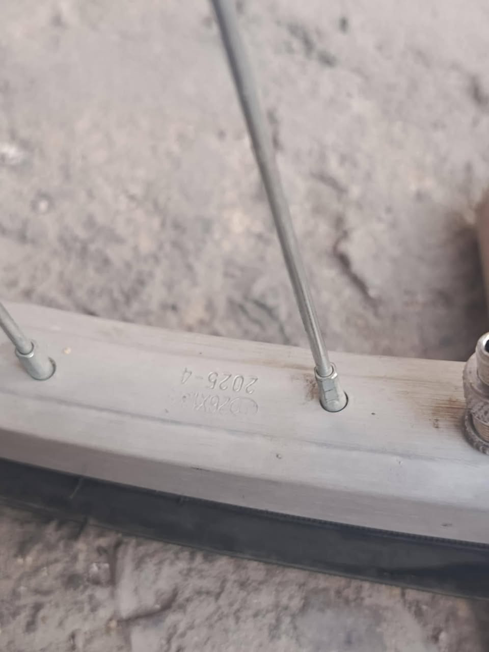 بايسكل  للبيع بناتي حجم ٢٦BDموشم السعر ١٢٠وبي محال للشراء التواصل خاص


**إذا كنت صاحب هذا الإعلان وتريد حذفه لأي سبب، رجاءا أرسل رسالة إلى الدعم الفني**