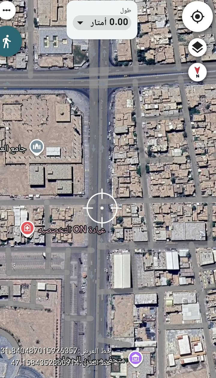 عقار تجاري مساحة 722متر ركن على الشارع العام موقع  تجاري  المنطقة تتميز بتجارة المواد الغذائة الجملة  وتجارة الاطارات الشارع العام مكان جدا راقي لاصحاب الاستثمار والمشاريع  يحتوي على بيت و مشتملين وعشرة محلات الموقع حي الحسين القديم شارع المتحف مقابل الجامع الكبير ومدينة الالعاب ***********
