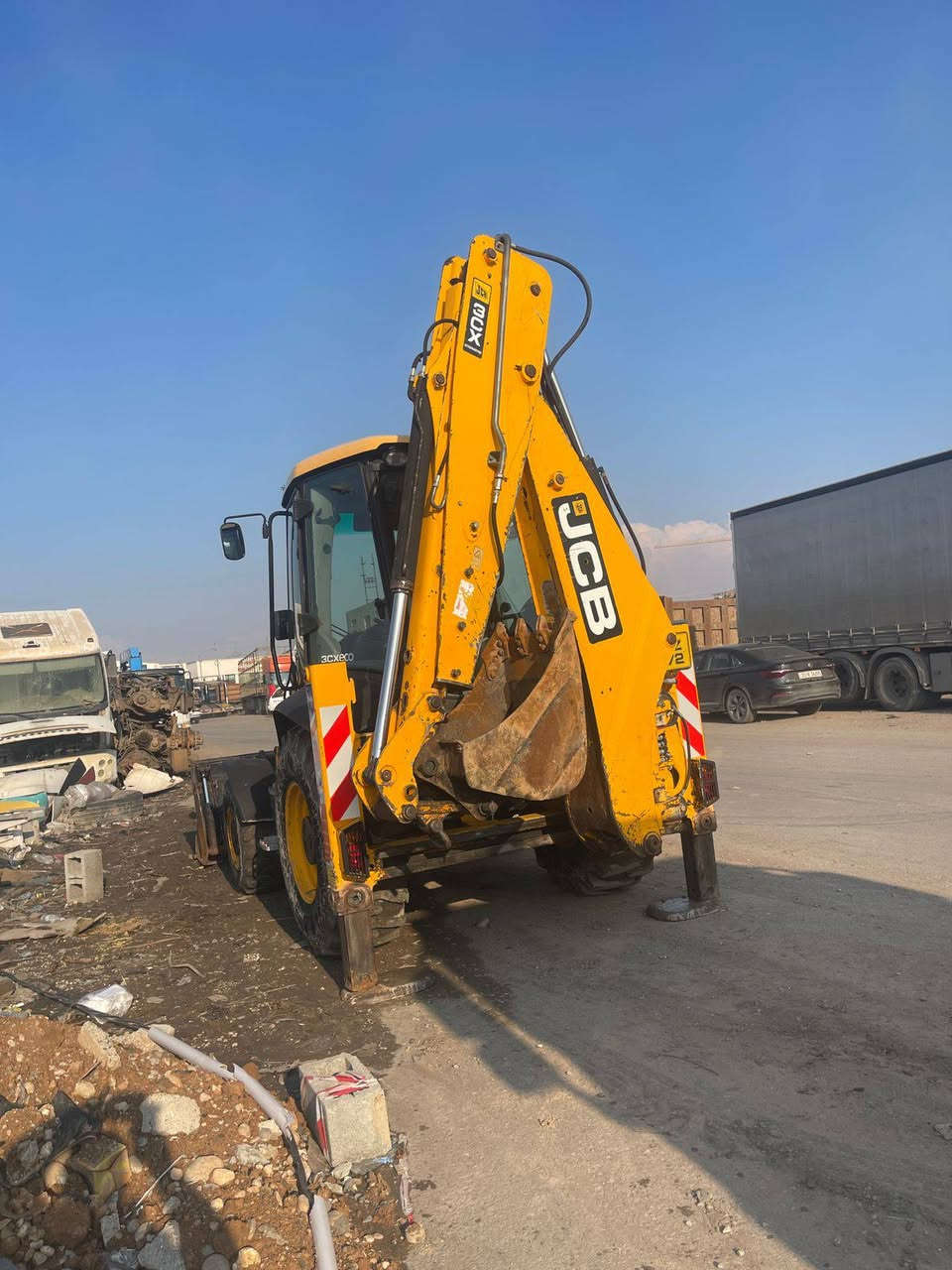 JCBموديل 2013خير من الله ما بيهه نقص جاهز رقم أربيل جديد ***********(06764440
