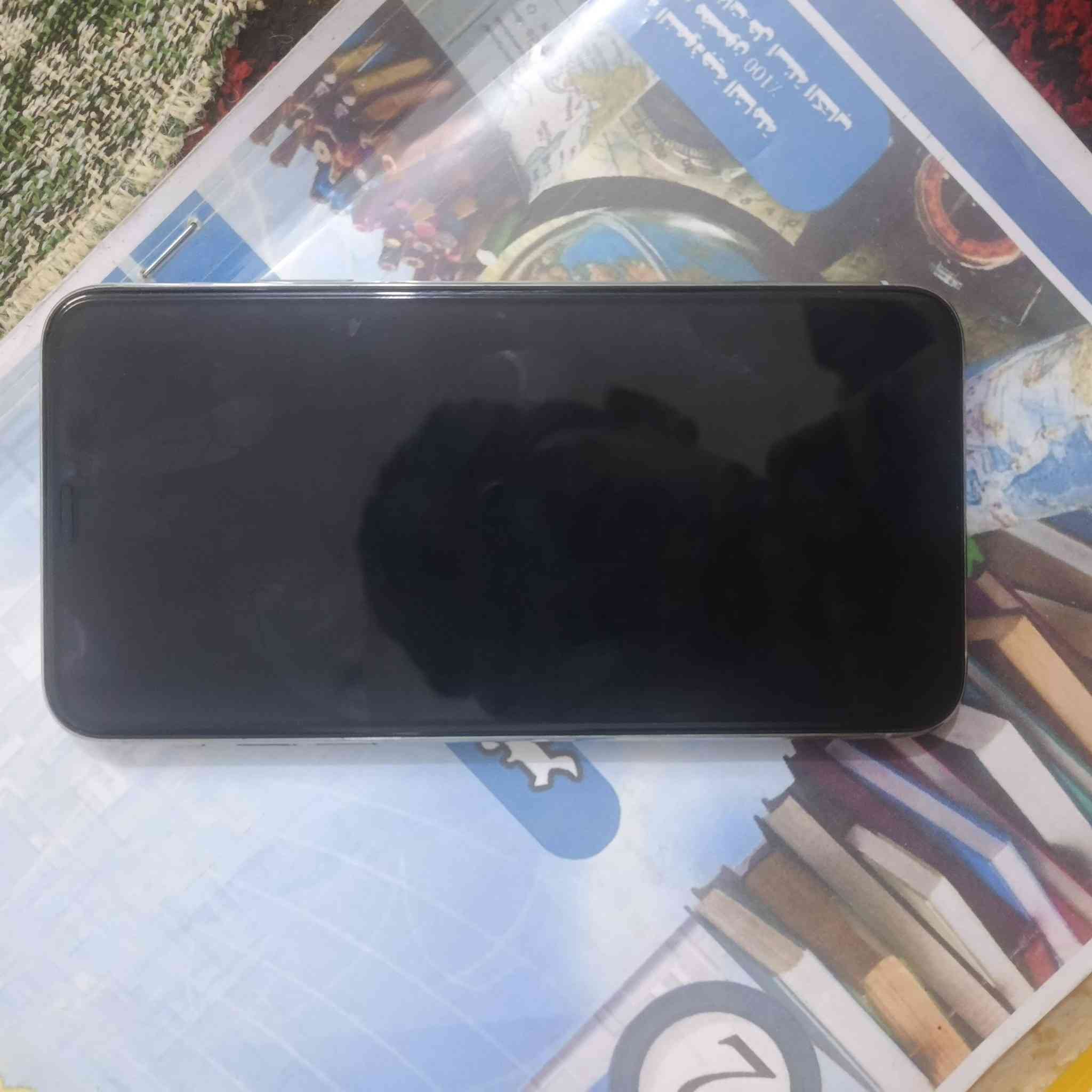 السلام عليكم 11برو ماكس مامستبدل لا بطاريه ولا شاشه السعر خاص المكان النجف مشخاب الرقم ***********
