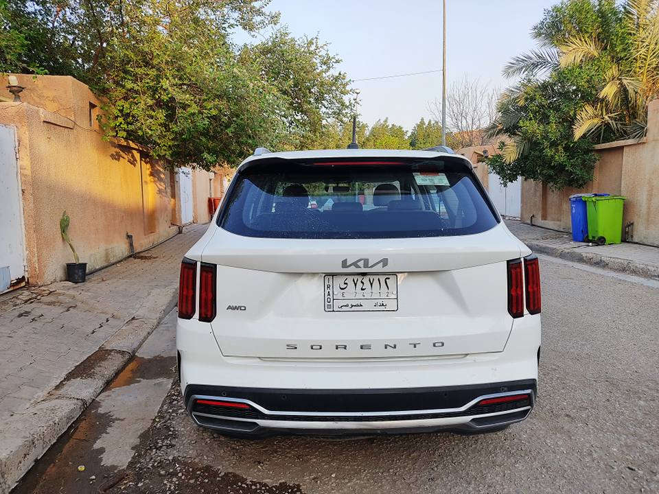 كيا سورنتو موديل ٢٠٢٢ فول مواصفات الخليجي 
ممشى السيارة مئة الف وربع 
السيارة كفالة عامة شاريها زيرو عارضيها فقط للمراوس بسيارة ثانية ما ابيعها بشكل مباشر 
شكلها من برة والدواخل مثل مموضح لحضراتكم 
دزلي صور وفيديو خاص بسيارتك ونتفق على الفرق 

رقم الهاتف
***********
مكاني النجف الاشرف
سيارتنا الخاصة مو جناية النجف, العراق
