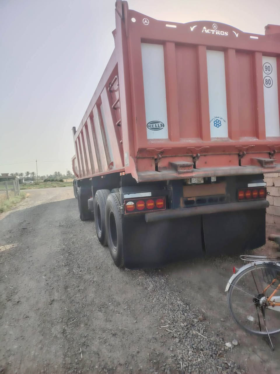 سلام عليكم عربانه للبيع حداده عمار الحداد التاجي مكفوله كفاله عامه تخم تاير السعر 225وبيها مجال للاستفسار على الرقم ***********/***********
