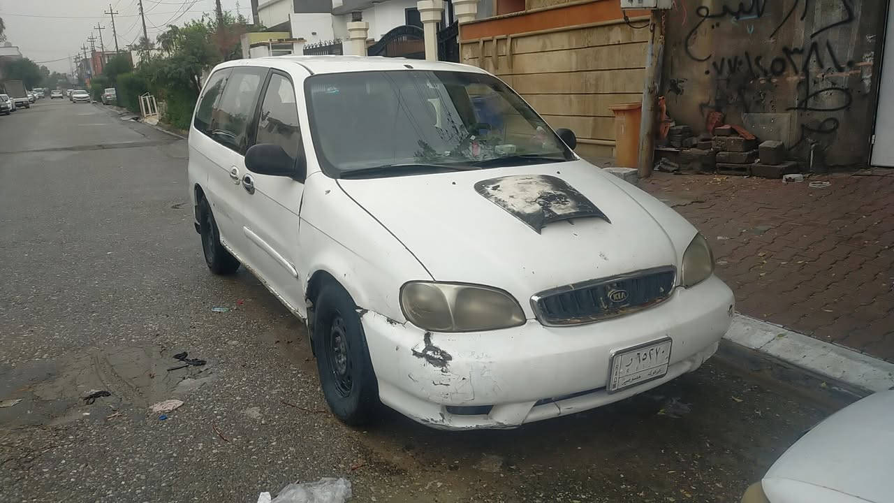 سلام عليكم ورحمه الله وبركاته من رخص المدير او ادمن كيا كرفان سبعه راكب للبيع موديل 2000كاز رقم كركوك مشروع وطني بسمي سنويه لغايه 28 مكان سياره كركوك 4oورقه شرايه بيك خير وتدلل*********** رجٱن إذا مو شراي لتعبنه
