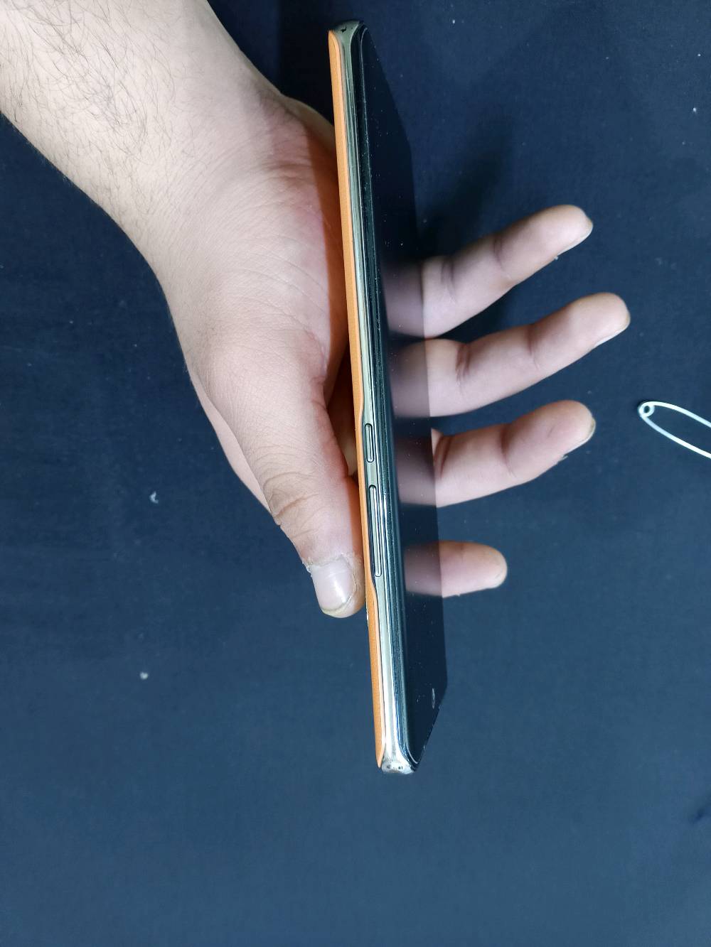 -هونر كلش نضيف  9xb 
- شاشة منحنية سوبر امولد
- ذاكرة كبيرة 256 كيكا بايت
- بطارية قوية 5000 مل مب
-منفذ شحن سريع تايب سي
 -كاميرا رئيسية بدقة 108 ميجابكسل -كاميرا فائقة الاتساع والعمق بدقة5م.ب -كاميرا ماكرو بدقة 2 ميجابكسل -الكاميرا الأمامية بدقة 16 ميجابكسل- تصوير الفيديوهات بدقة عالية 4K. 
مكاني: بغداد