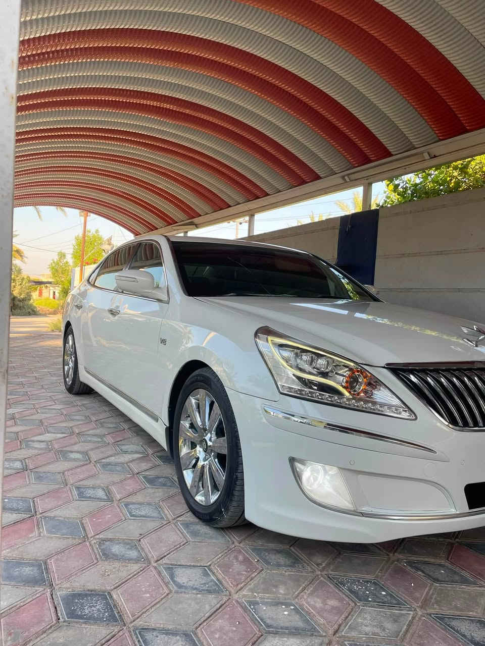 السلام عليكم للبيع
جنسز سنتنيال خليجي 2010   Vip
مكينه : 8 سلنتر 4600
فول مواصفات أعلى فئه Vip
مكينه تبديل جديد كير مكفولات 
خليجي انسى العطلات 
تحكم ستيرن 
جوبلس بس ملغي 
كشنات استيرن تدفئه تبريد 
مساج كشن 
بيبان شفط 
5 بصمات  
بيها بعد هواي مواصفات 
السياره بأسمي تحويل ثاني يوم 

مكان السياره حله بابل 
السعر 125  بيها مجال 

للأستفسار الاتصال ***********
