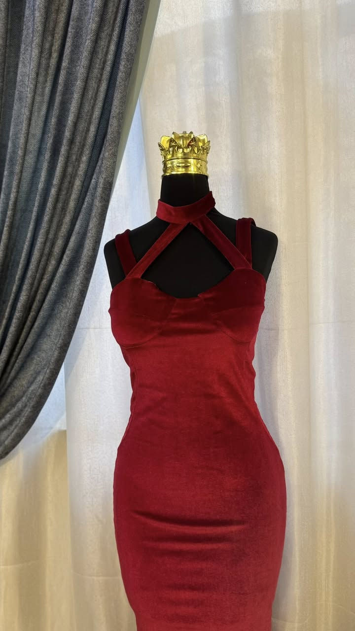 مجموعة فساتين للبيع جديدات


**إذا كنت صاحب هذا الإعلان وتريد حذفه لأي سبب، رجاءا أرسل رسالة إلى الدعم الفني**