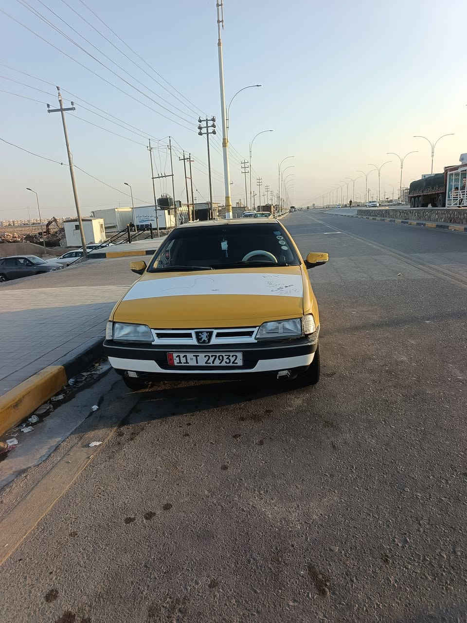 سلام عليكم بيجو ٤٠٥ لبيع مديل ٢٠١٠ سياره حلوه ونضيفه مكينه بيها لاستيك ولف كير شرط حداديه توني مسويها امامي وخلفي تخم تاير تبريد ثلح سياره عليها غرايم عل مشتري سعر ٣٢ وبيها مجال كلش بصيط شراي حياك الله من ذولي سوي روحك بياع شره طلع كبل هاذه رقمي *********** مكاني سماوه
