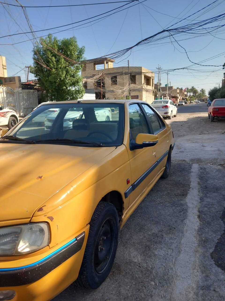 السلام عليكم
بيجو بارص موديل ٢٠١٥ رقم بابل مشروع وطني. كير مكينه مكفولات لا تنقيص ولا تبخير . تخم تاير جديد. تبريد ثلج. كهربائيات كلهه شغاله .داخل مدوشم عام مال كوستر ابو النحله. صدر جديد . سياره مكفوله من الضربه بيهه فقط هلالات صبغ اثر خياسات . باقي كشر كفاله من الصبغ. يرادلهه ترتيب بسيط. مكاني بغداد البياع الشرطه الخامسه. السعر ٣٥. وبيهه مجال.  للاستفسار. ***********
