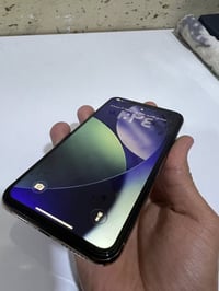 ايفون ١١ برو ماكس • ٢٥٦ • بطاريه ١٠٠%