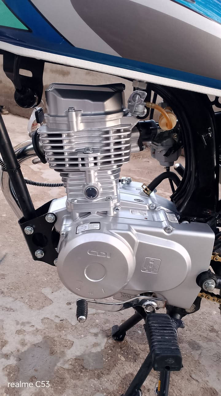 دراجه /26
مفتوح /لا 
اوراق /بدون
سكن /صويره 
سعر /700وبيه مجال لطيبين 
رقم ***********
