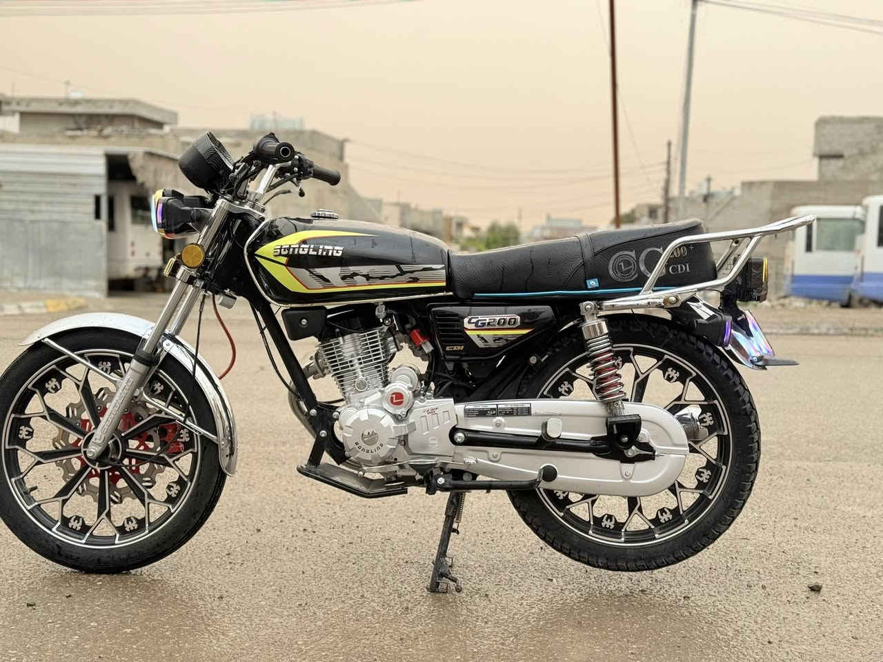 دراجه سولنيك 5گير 2024صفر محرك 200كبس ماطور اينقص مابي تشغيل بصمه وبي تحكم عن بعد يعني من بعيد يشتغل تجي تشوفه احلا من الصوره سعر 650شراي طب خاص او انتصل ***********
