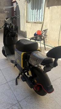 دراجة R7 • ٢٠٢٥ • بطاريات ٣٢ امبير