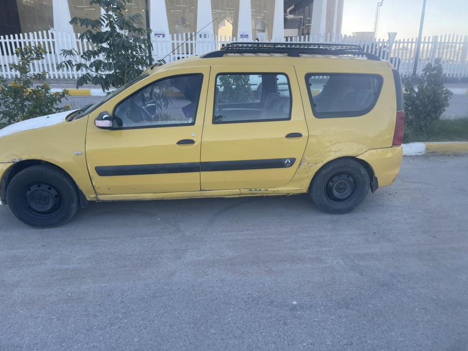 السلام عليكم للبيع رينو 7 راكب موديل 2012  مكينه تنقص  وقير وحداديه جديده السعر 
العنوان سماوة
***********
