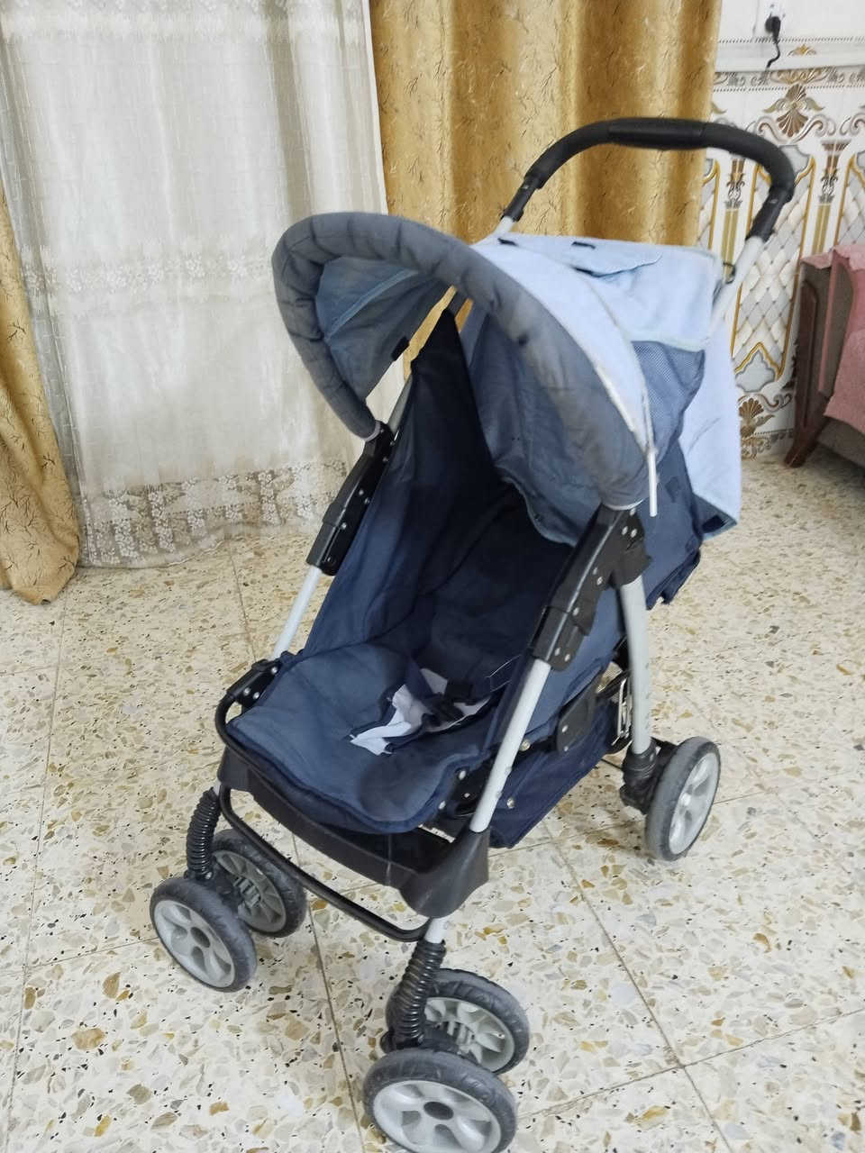 عربانه طفل للبيع السعر 30


**إذا كنت صاحب هذا الإعلان وتريد حذفه لأي سبب، رجاءا أرسل رسالة إلى الدعم الفني**