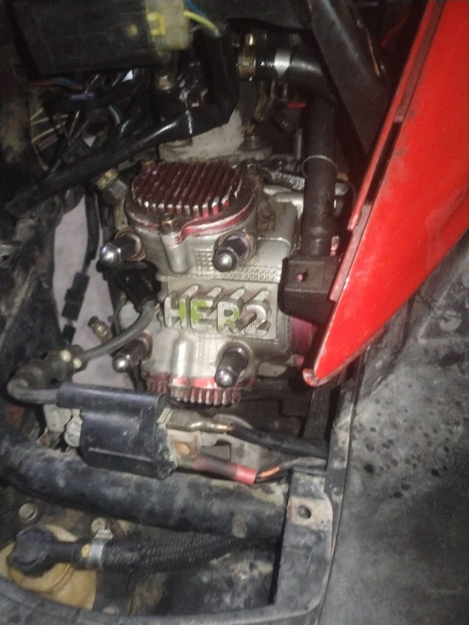 دراجه سكنس فحل طلاعات نوزل  مفوله تزويد شتريد بيها مزود بوشه ما معروفه نوزل ١٢ زرف  نكره سلف كهربأيات كلها شغاله الي مايعرف بيهن ويريد يصير لوتي اهينه السعر خاص او مراوس  حبيت اغير فقط  مكاني بغداد كراده رقمي ***********
