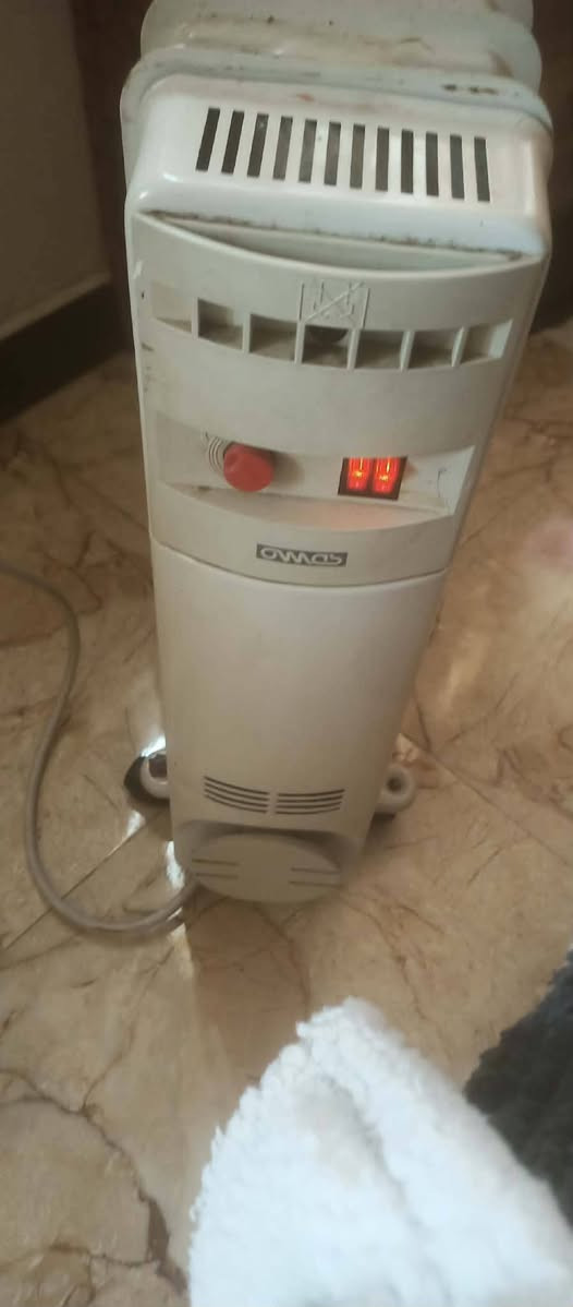 للبيع كلشي وسعره
***********
