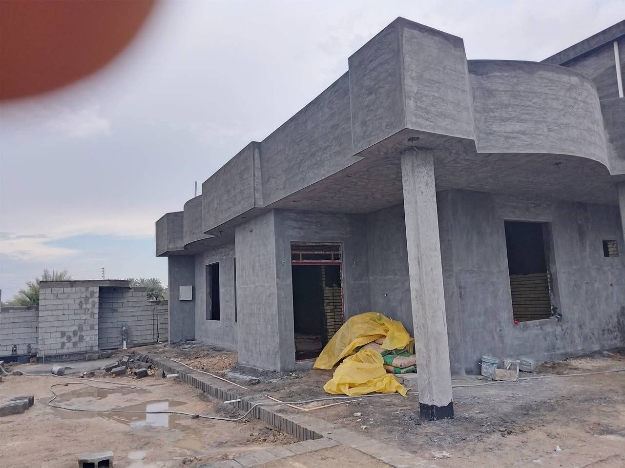 يوجد كادر من هل الفلوجه لبخ وبياض ***********
