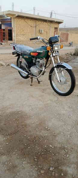 السلام عليكم دراجة  ارشا 2020 اوراق أصولي جاهزة كهربائيات شغالة  مكينة ناعمة مال جناي الاستفسار *********** مكاني كوت
