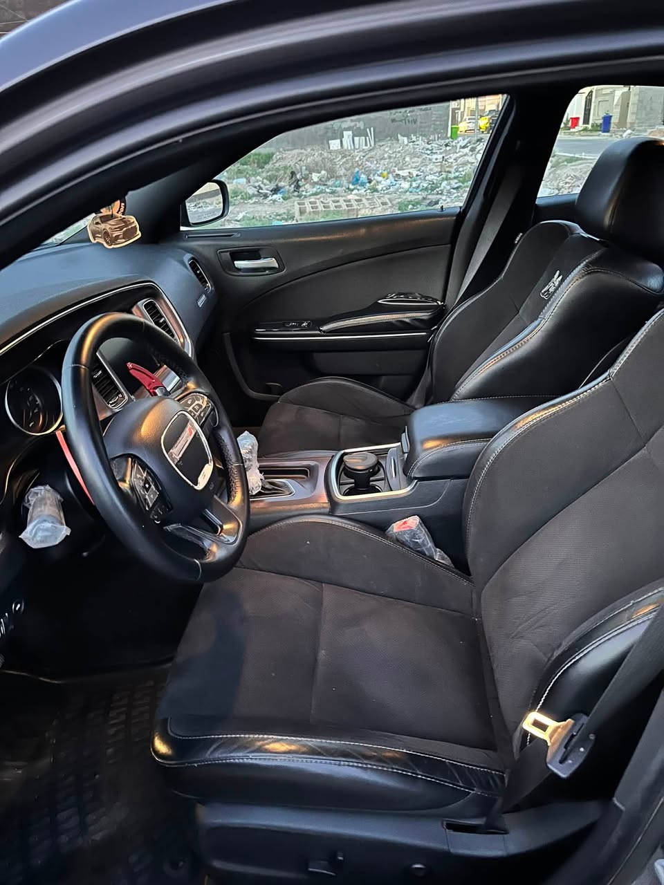 السلام عليكم
دوج جارجر Sxt2016
السيارة حادث امريكا دعاميه واكعه بل عراق جاملغ خلفي بارد
رقم بغداد الانكليزي ب اسمي تحويل مباشر
السيارة جاهزة من كل النواحي 
كير ومحرك خير من الله وتبريد ثلج 
السيارة ماشية 82الف
مكاني بغداد الدورة 
188وبيها مجال
 
***********
