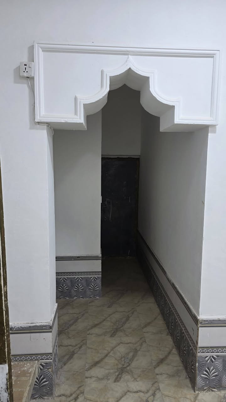 بيت إيجار بحي أور يم المدرسه الايرانيه طابقين ترميم حديث مساحته 140 متر
3 غرف نوم وصاله ومطبخ واستقبال وصحيات ايجاره 600
***********
