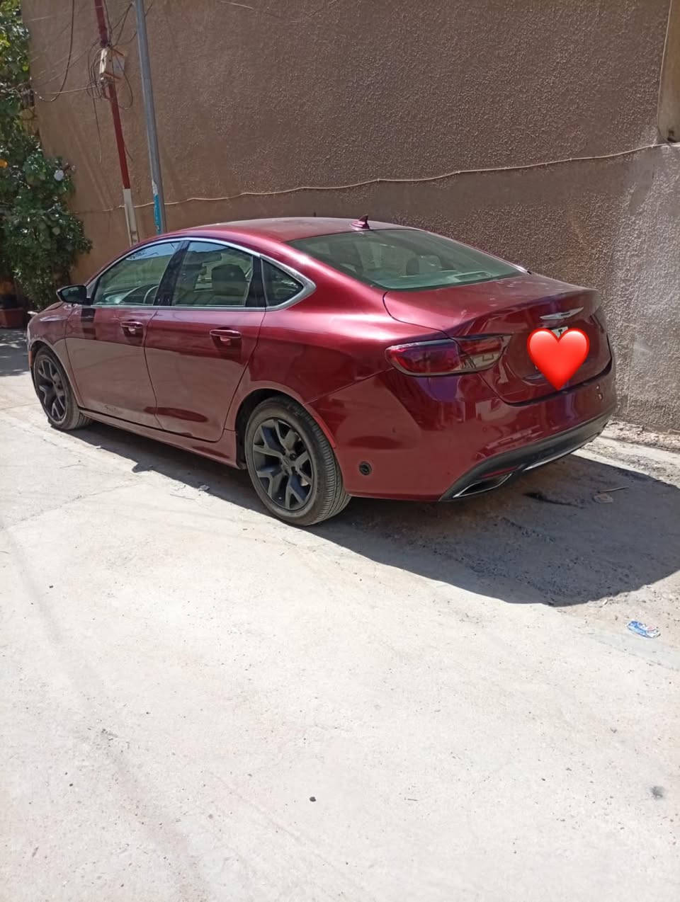 السلام وعليكم سياره c 200 موديل 2016 بااسمي تحويل مباشر مكينه 2400 جديده شاده جديد حادثه جنطه خفيف بدون دواخل بجم كبس مكفول لا لغد ولا شاصي مصبوغه 5 قطع اعتبر حزام لاتعبك ولاتعبني
_شاشه كبيره 
_كشن كهرباء
_فتحه 
_بصمه ابواب 
_كير ماوس 
_سترين تحكم 
_بيها منظومه غاز
 صدر نظافه 70‎%‎ نقص كمبريسر تبريد فقط لان منظومه تبريد كلها جديده فقط كمبريسر عطل 
مكاني بغداد حي تونس *********** 
السعر 97 ورقه وبيها مجال
