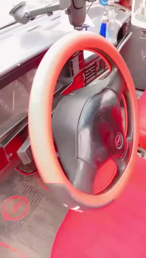 سلام عليكم كاديت البيع السعر ١٣ ورقة وبيه مجال رقم صلاح الدين شرط كير ومحرك المكان ضلوعيه رقم الهاتف ***********
