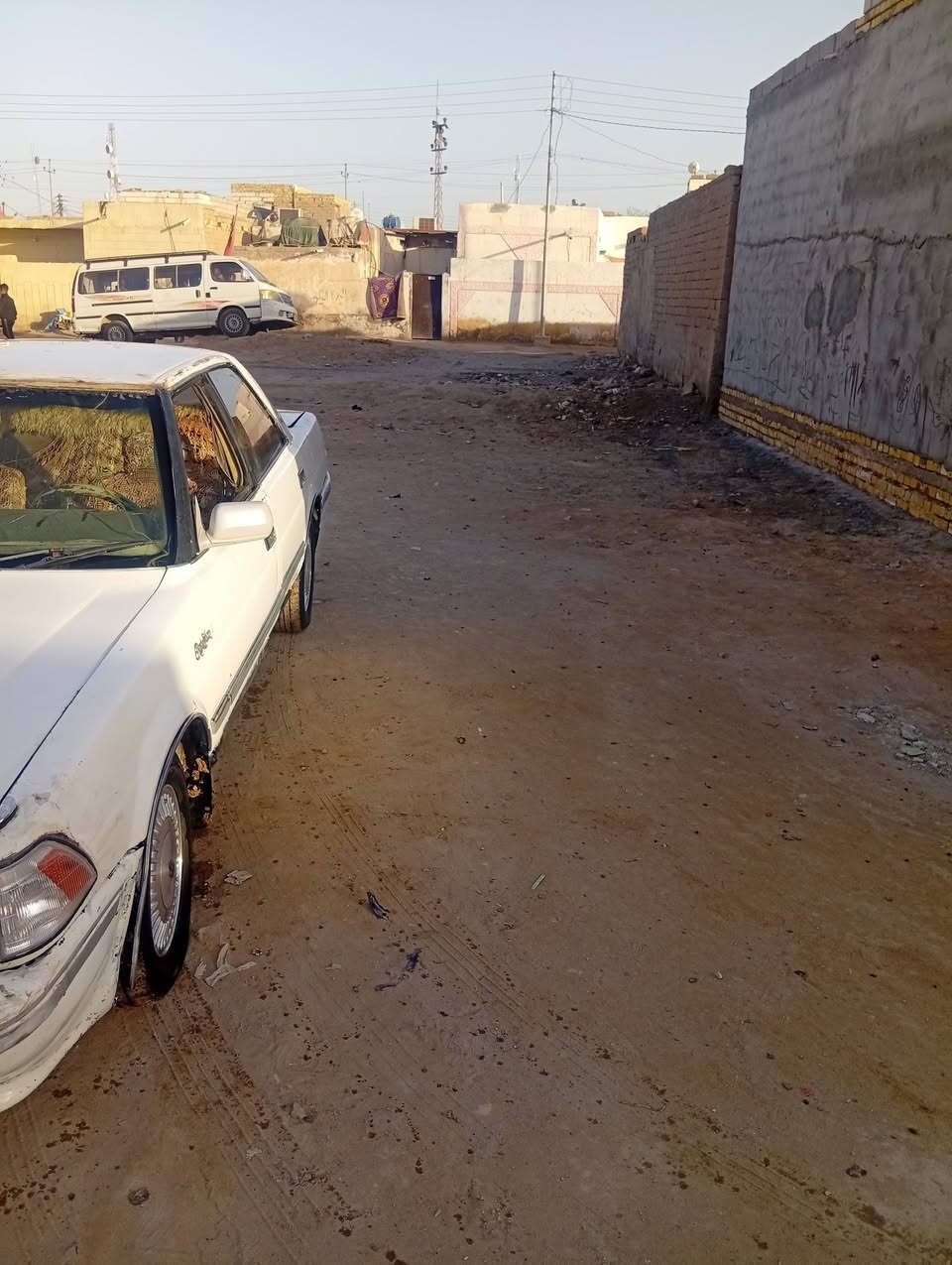 السلام عليكم عندي سياره هارتوب موديل ١٩٩٢مكينه وكير فافتي حلوات كهربائيه كله شغال  تخم تأير حدادي حلو تريد وكله ربط لو تحويل سعر ٢٣ وبيه مجال قليل الشاري الاستفسار ***********
